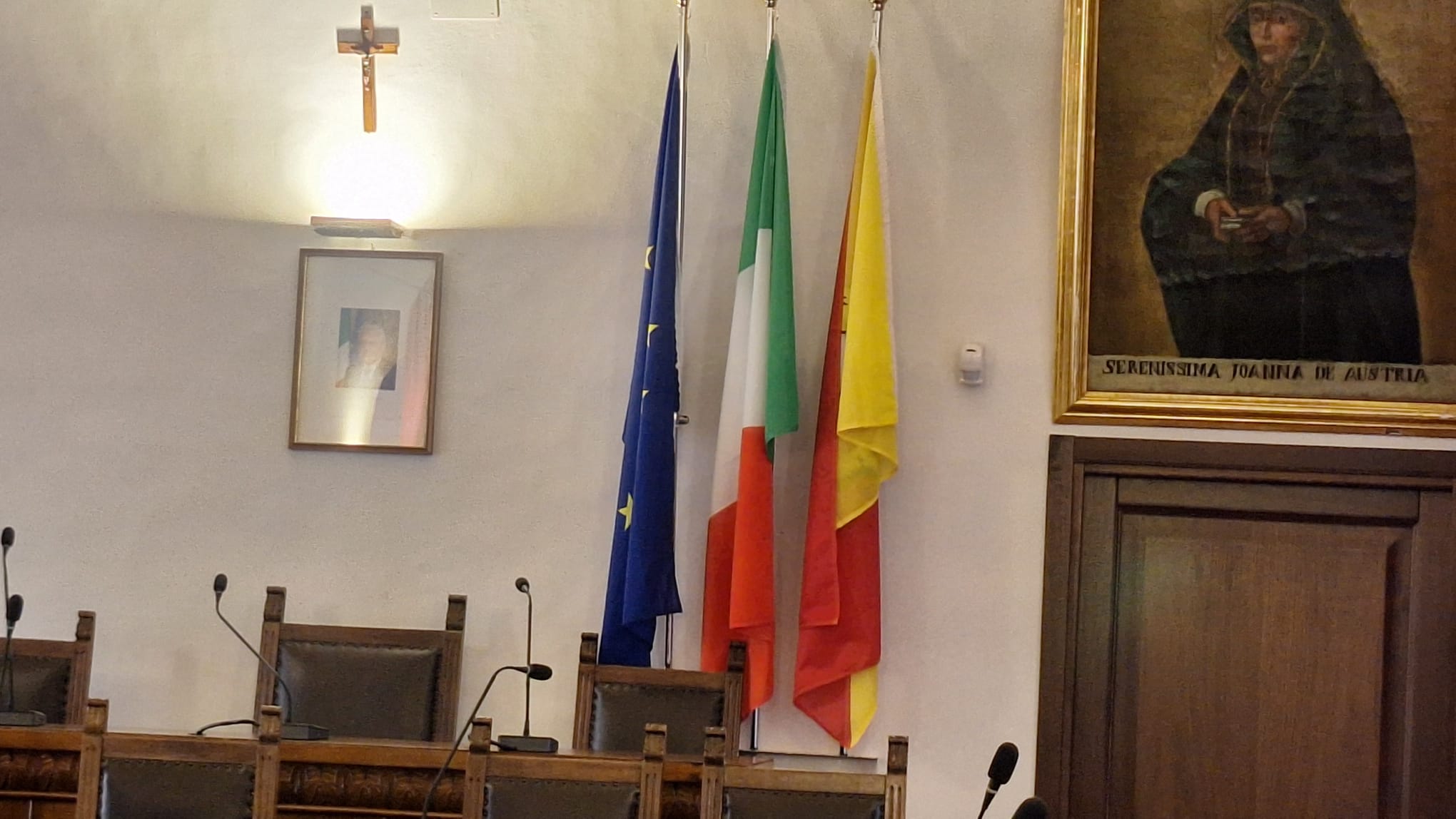 Bandiere e quadro di Giovanna d'Austria